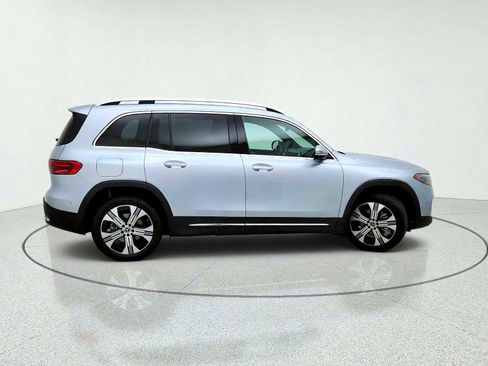 Used 2024 Mercedes-Benz EQB 250+ image 7