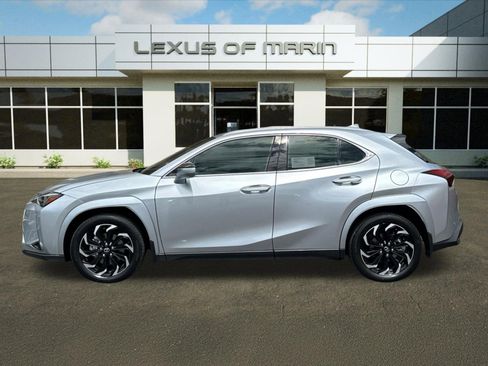 New 2026 Lexus UX 300h AWD image 2