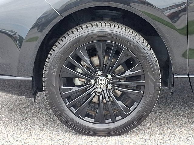 Used 2024 Toyota Venza Nightshade AWD/4WD image 8