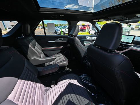 New 2026 Ford Explorer ST-Line AWD/4WD image 25