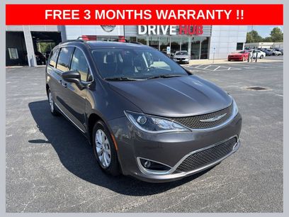 Used 2017 Chrysler Pacifica Touring-L
