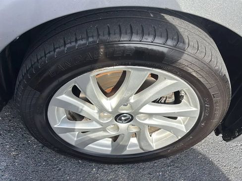 Used 2013 MAZDA MAZDA3 i Touring FWD image 32