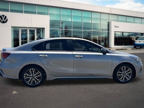 Used 2024 Kia Forte GT-Line w/ GT-Line Premium Package FWD image 4