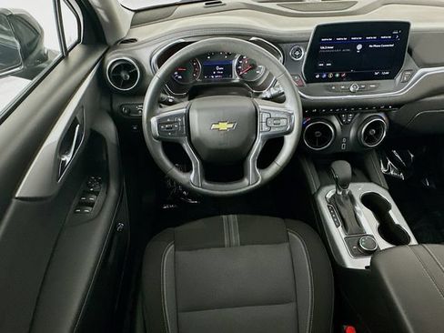 Used 2024 Chevrolet Blazer LT w/ Convenience Package FWD image 21