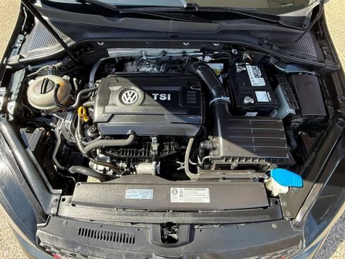 Used 2017 Volkswagen GTI Autobahn FWD image 22
