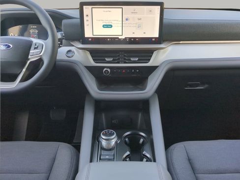 New 2026 Ford Explorer Active image 54