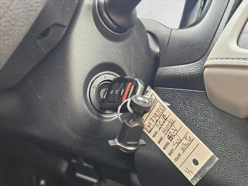 Used 2020 Honda HR-V LX image 27