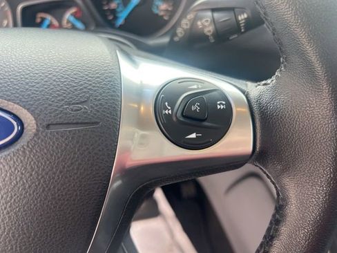 Used 2015 Ford Escape Titanium FWD image 21