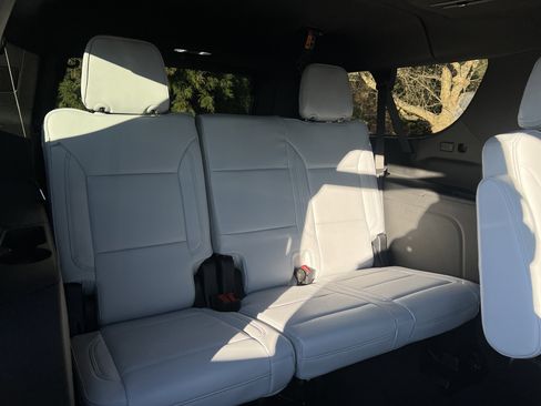 New 2026 Chevrolet Suburban Premier w/ Sun And Tow Package image 36