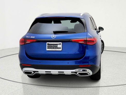 Certified 2026 Mercedes-Benz GLC 300 image 10