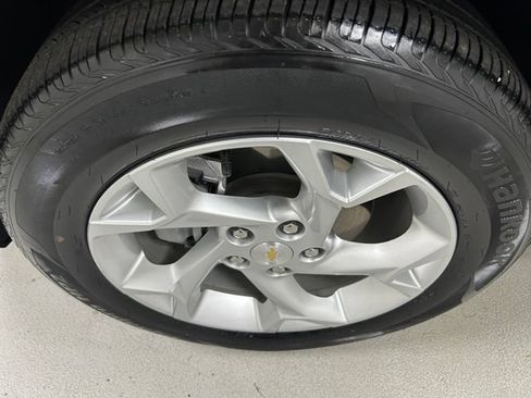 Used 2024 Chevrolet Trax LS w/ LS Convenience Package FWD image 9