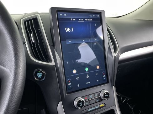 Used 2023 Ford Edge SE image 15