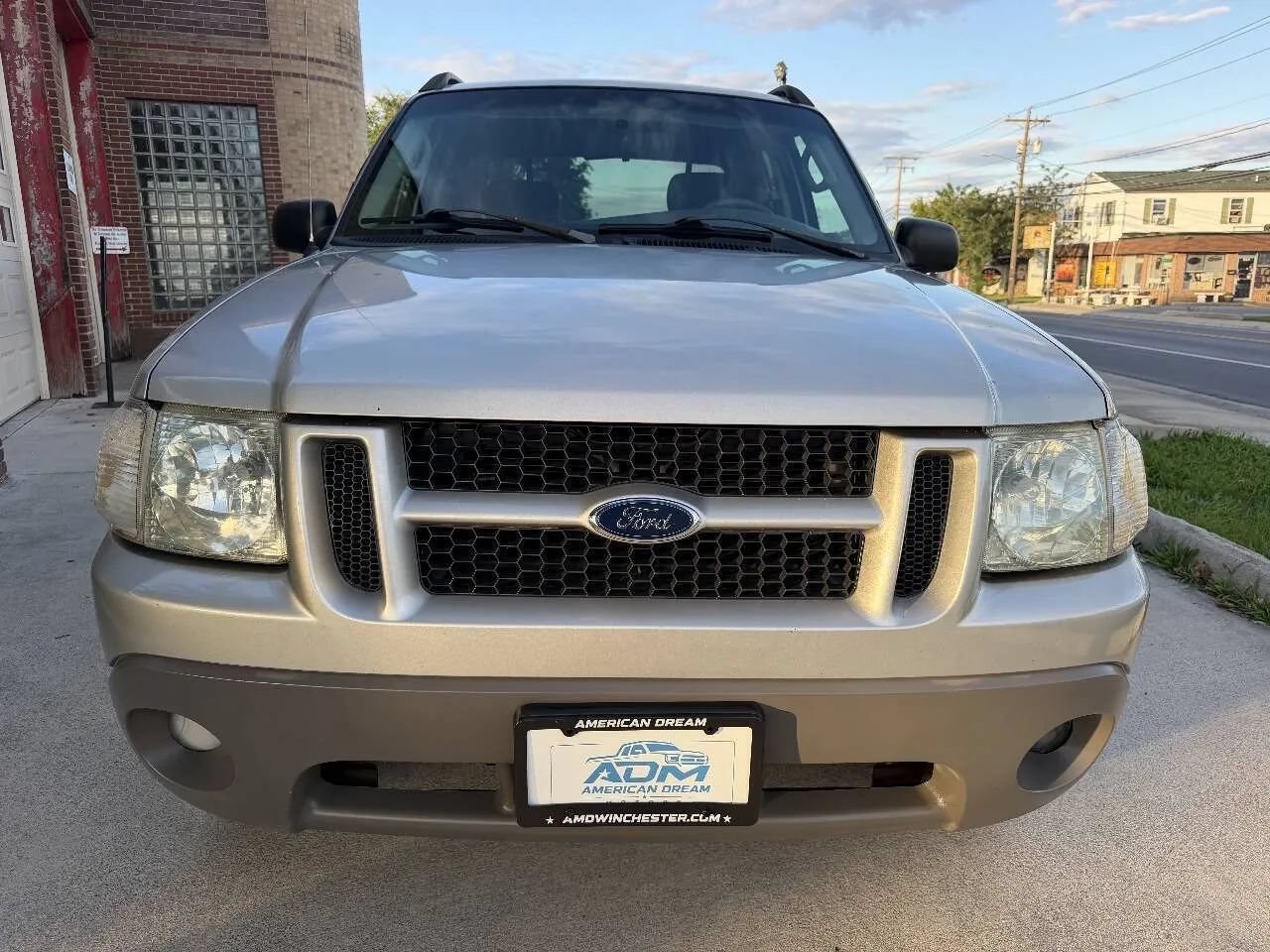 Used 2003 Ford Explorer Sport Trac XLT RWD image 3