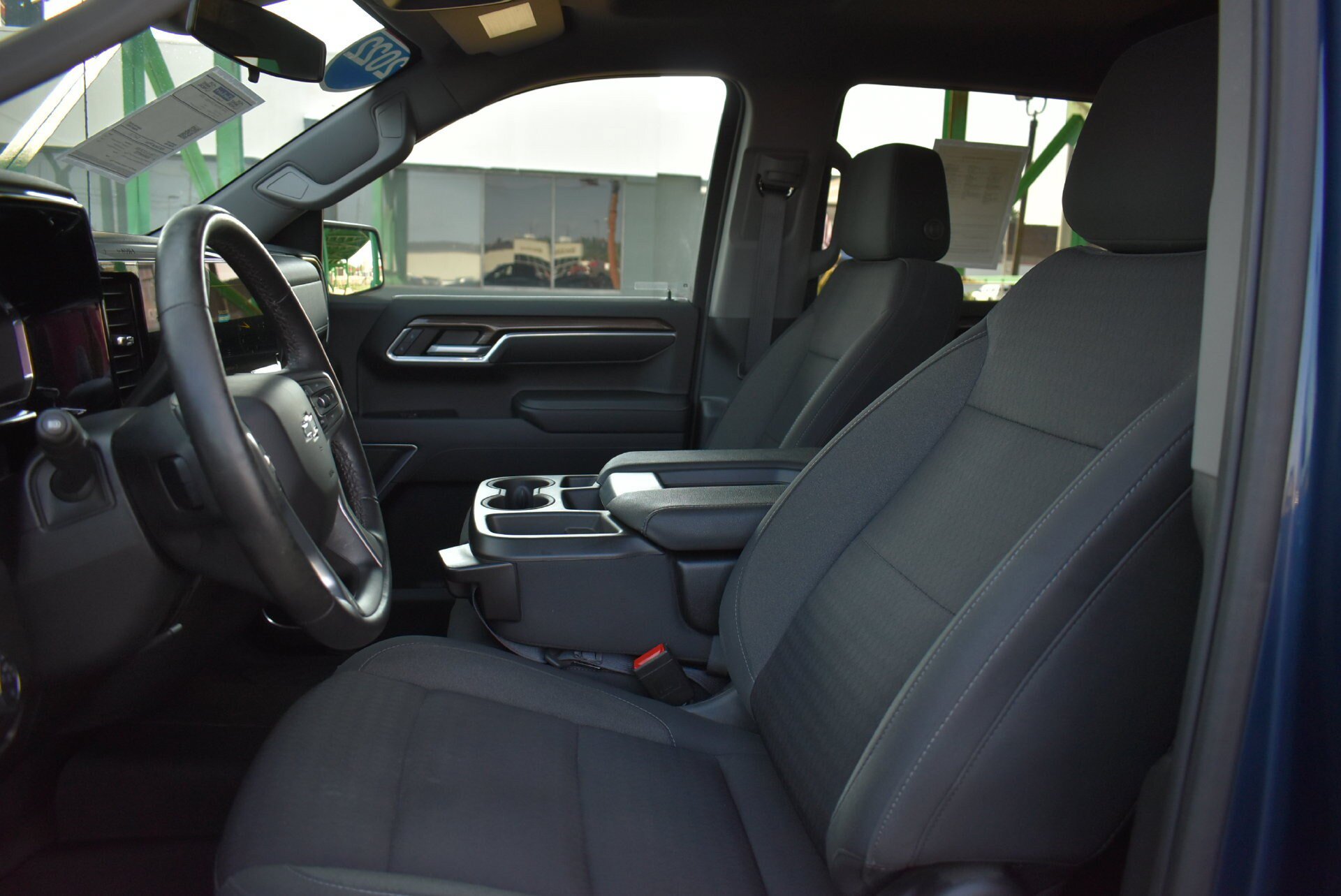 Used 2022 Chevrolet Silverado 1500 RST AWD/4WD image 17