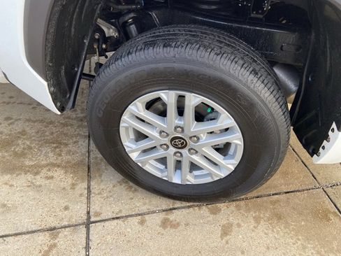 Used 2024 Toyota Tundra SR5 w/ SR5 Convenience Package image 30