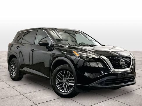 Used 2021 Nissan Rogue S AWD/4WD image 3