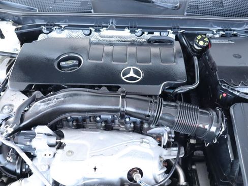 Used 2020 Mercedes-Benz CLA 250 image 42