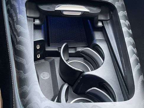 Certified 2025 Mercedes-Benz E 350 E 350 4MATIC Sedan image 36