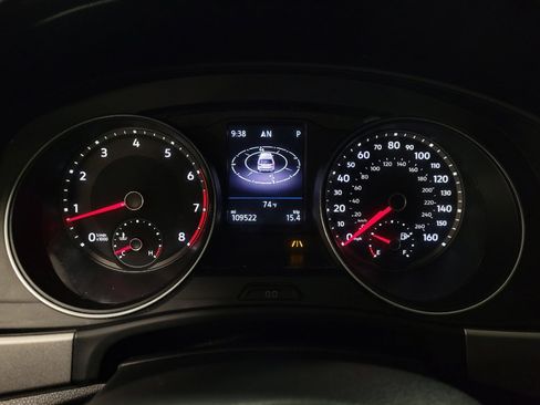 Used 2018 Volkswagen Atlas SE image 23