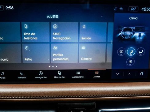 Used 2022 Lincoln Nautilus Reserve image 28