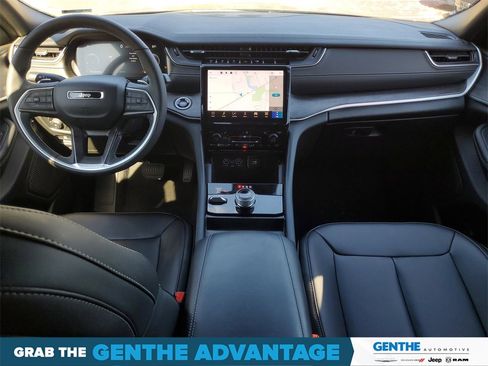 Certified 2024 Jeep Grand Cherokee L Limited image 28