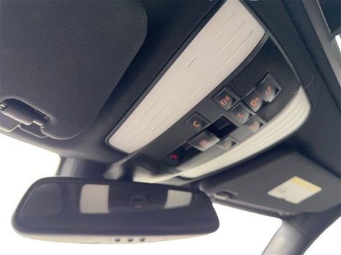 Used 2014 Mercedes-Benz E 350 Sedan image 69