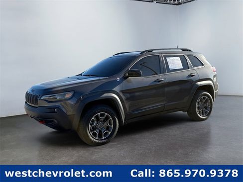 Used 2022 Jeep Cherokee Trailhawk image 1