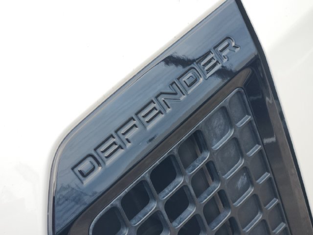Used 2023 Land Rover Defender 110 S AWD/4WD image 8