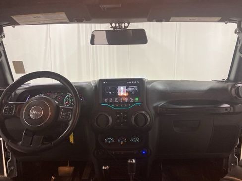 Used 2018 Jeep Wrangler Unlimited Sport S image 26