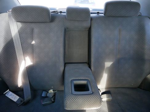 Used 2008 Toyota Yaris Sedan image 13