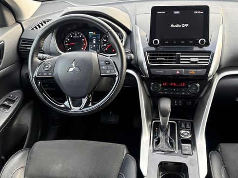 Used 2024 Mitsubishi Eclipse Cross SE image 13