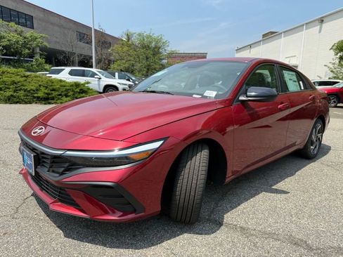 New 2026 Hyundai Elantra Sport image 3