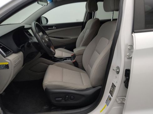 Used 2018 Hyundai Tucson SEL image 17