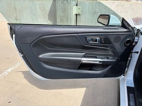 Used 2024 Ford Mustang GT Premium image 12