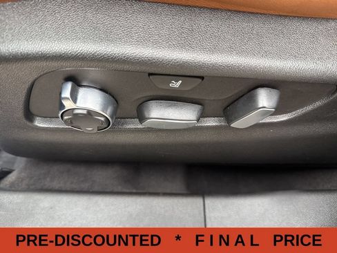 Used 2024 Cadillac XT4 Sport AWD/4WD image 61