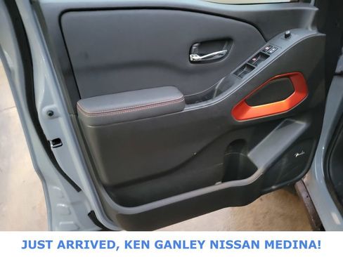 Certified 2024 Nissan Frontier PRO-4X w/ Pro Premium Package image 16