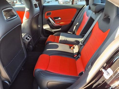 Used 2025 Mercedes-Benz CLA 250 image 17