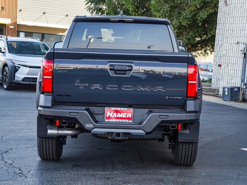 New 2026 Toyota Tacoma TRD Off-Road AWD/4WD image 6