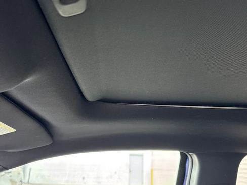 Used 2022 Toyota Tacoma Limited image 16