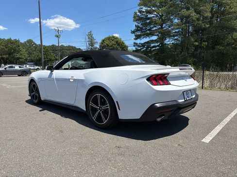 Used 2024 Ford Mustang Premium RWD image 11