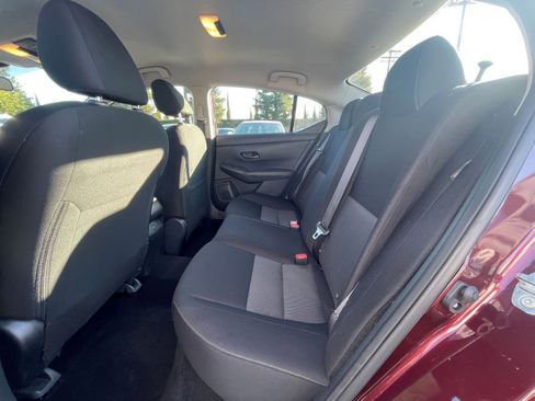 Used 2025 Nissan Sentra SV image 21