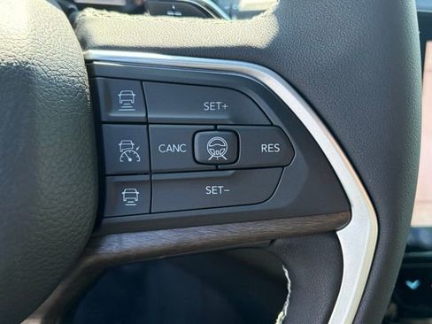 New 2026 Jeep Grand Cherokee Limited image 19