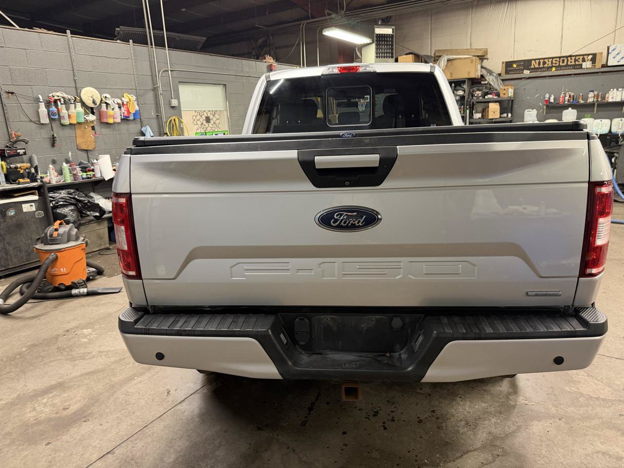 Used 2018 Ford F150 XLT w/ Equipment Group 302A Luxury AWD/4WD image 6