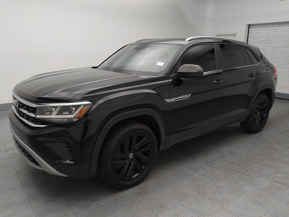 Used 2022 Volkswagen Atlas Cross Sport SE FWD image 2