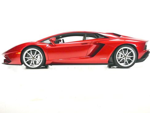 Used 2018 Lamborghini Aventador S AWD/4WD image 31