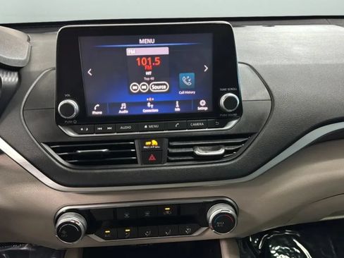 Used 2020 Nissan Altima 2.5 S FWD image 19