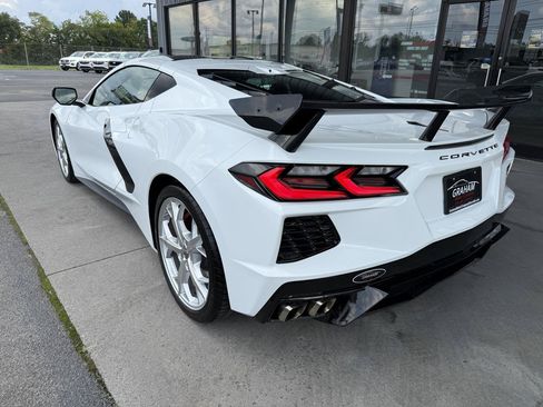 Used 2021 Chevrolet Corvette Stingray Preferred Cpe w/ Engine Appearance Package RWD image 6