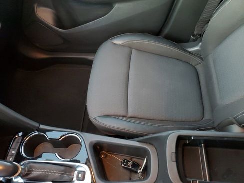 Used 2022 Buick Encore GX Preferred w/ Cold Weather Comfort Package image 23