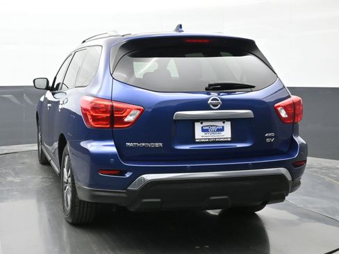 Used 2020 Nissan Pathfinder SV AWD/4WD image 3