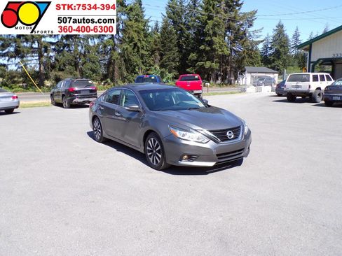 Used 2017 Nissan Altima 2.5 SL FWD image 9